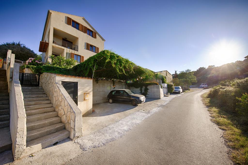 Apartments Pol Murvu 维斯 外观 照片
