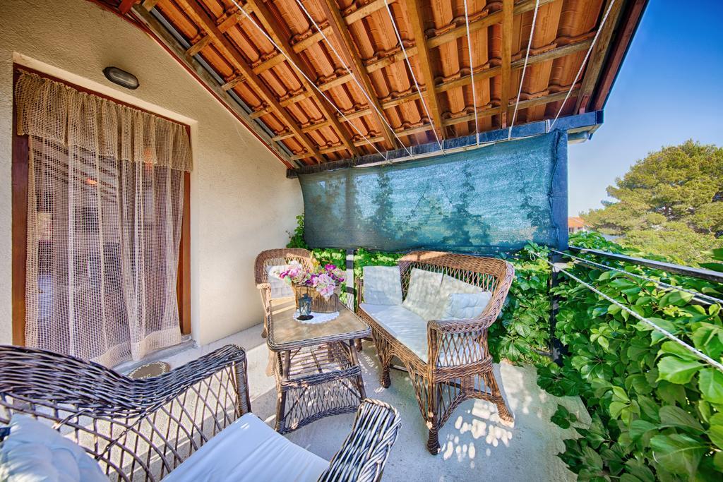 Apartments Pol Murvu 维斯 外观 照片